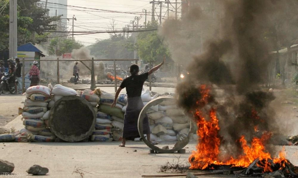 Μιανμάρ: Πάνω από 30 άνθρωποι σκοτώθηκαν ανάμεσά τους γυναίκες και παιδιά